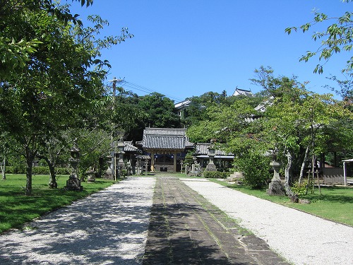 亀岡神社1
