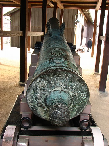 銅製大砲1