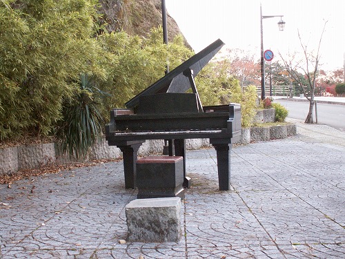 石のピアノ3