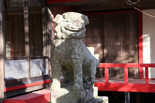 桜八幡神社の狛犬1