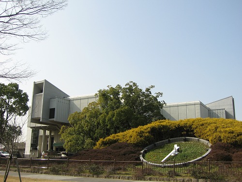 佐賀県立美術館2
